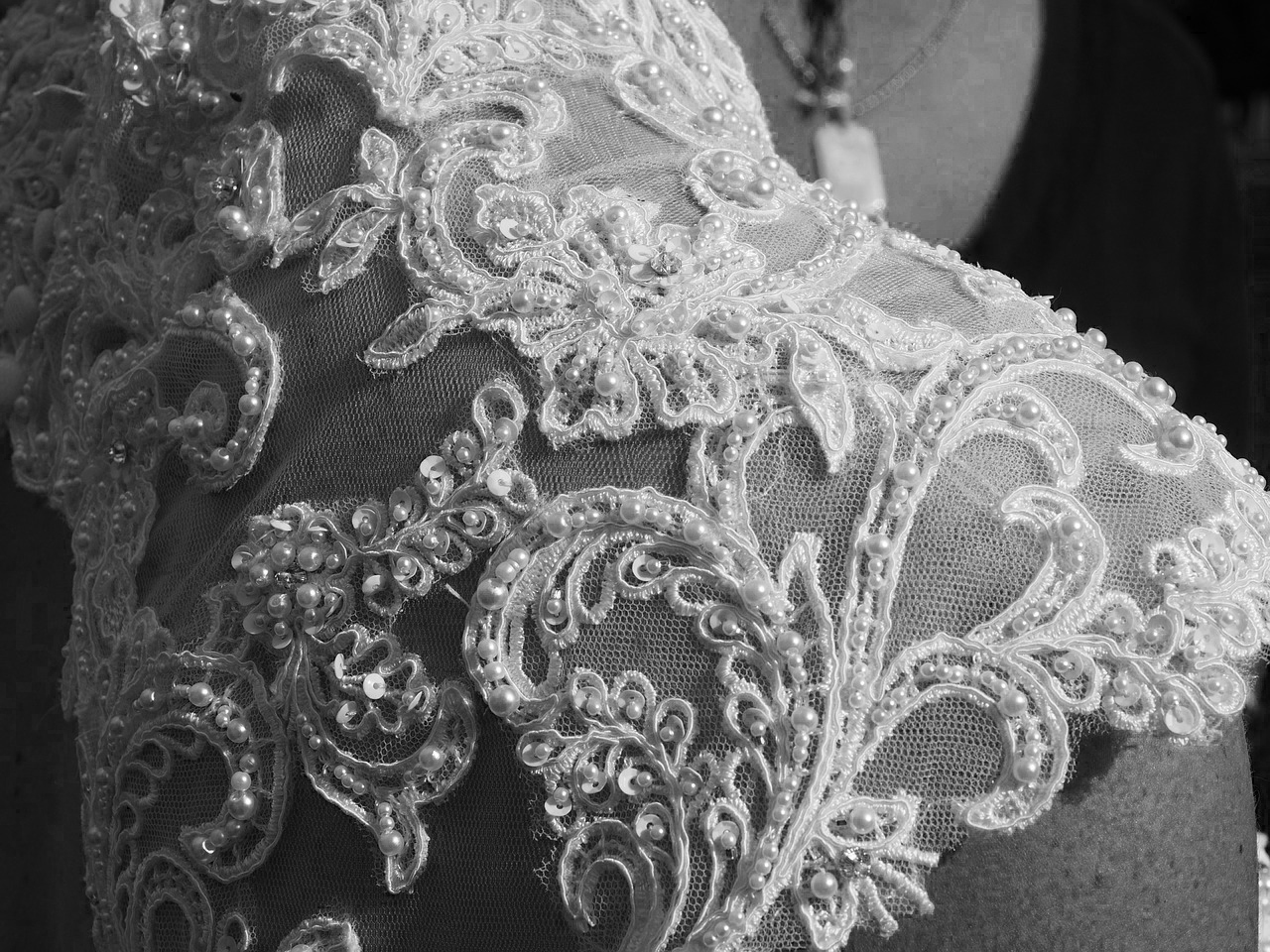 Detail Brautkleid mit Spitze